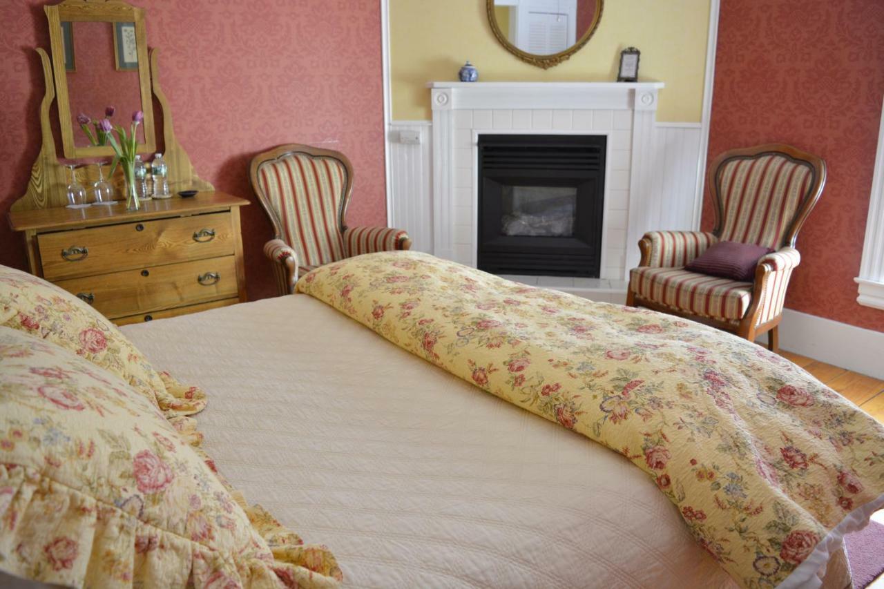 링컨빌 Victorian By The Sea B&B 외부 사진